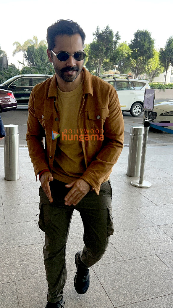 Photos: Varun Dhawan snapped at the airport