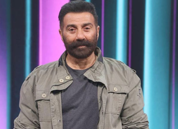 Indian Idol 15: Sunny Deol Opens Up on Childhood, Theatre School & Bollywood Journey!
