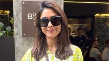 Mrunal Thakur papped in a kurta after a lunch date with her friend