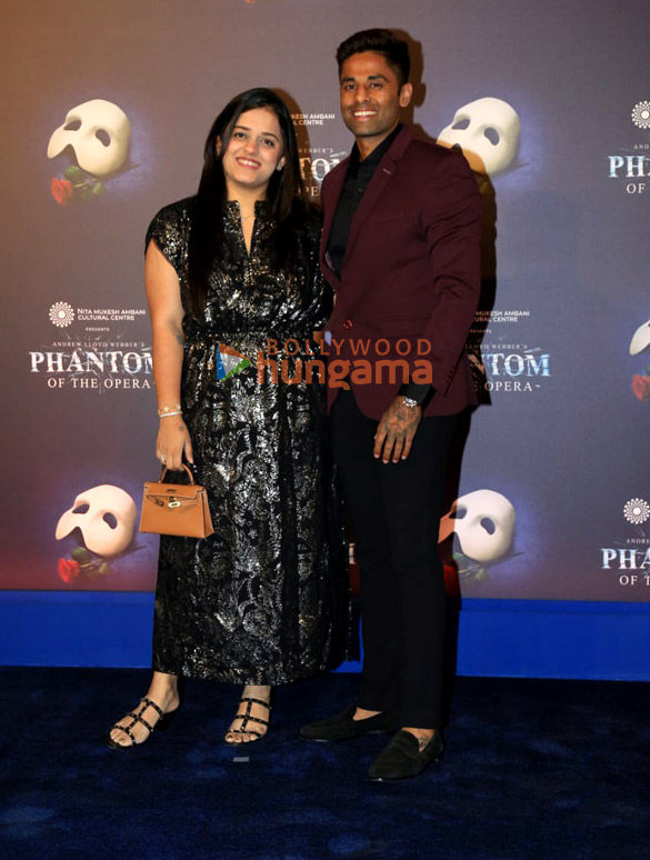 photos krishna shroff jackie shroff and others at the the phantom of the opera event 1029 12