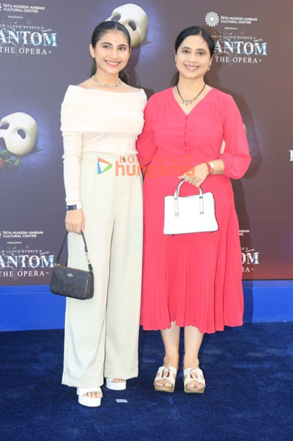 photos krishna shroff jackie shroff and others at the the phantom of the opera event 1145 7