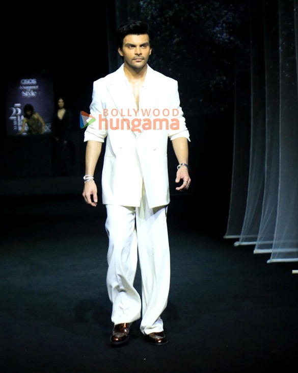 photos rakul preet singh tara sutaria farah khan and others grace the lakme fashion week 2025 1