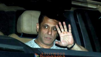 Photos: Salman Khan snapped in Bandra