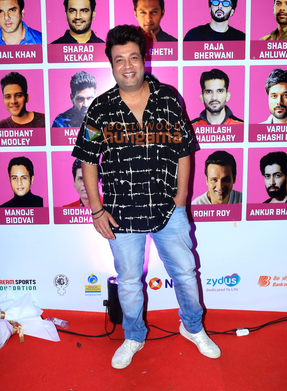 photos sonu sood arjun kapoor arjun rampal and others attend abhineta xi vs neta xi cricket match 11