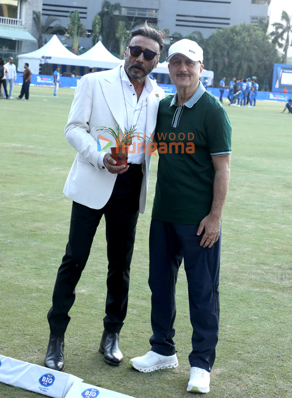 photos sonu sood arjun kapoor arjun rampal and others attend abhineta xi vs neta xi cricket match 19