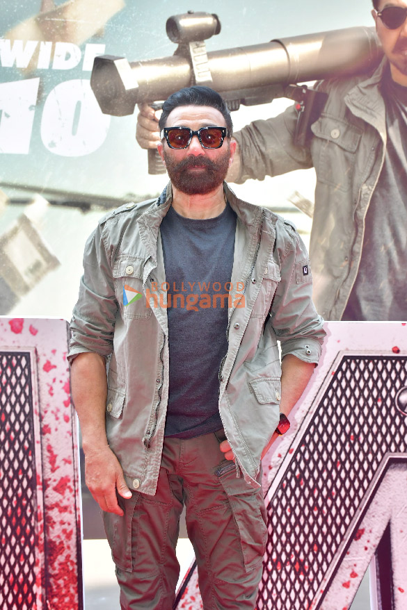 photos sunny deol randeep hooda vineet kumar singh and others snapped at jaat trailer launch 2