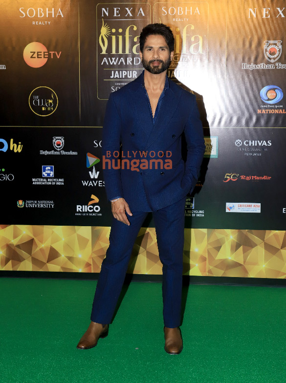 photos vijay varma aparshakti khurana abhishek banerjee and others grace the green carpet of iifa awards 2025 27