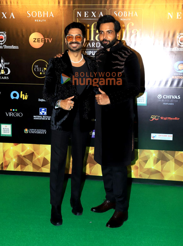 photos vijay varma aparshakti khurana abhishek banerjee and others grace the green carpet of iifa awards 2025 5