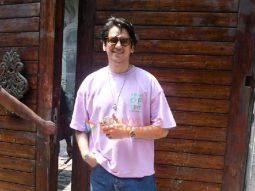 Photos: Vijay Varma, Tamannaah Bhatia, Pragya Kapoor and Akanksha Malhotra snapped outside Raveena Tandon’s house for Holi celebration
