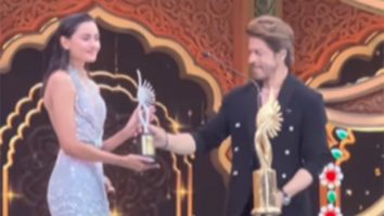 Shah Rukh Khan’s heartwarming words to nervous Janki Bodiwala while receiving award steals hearts
