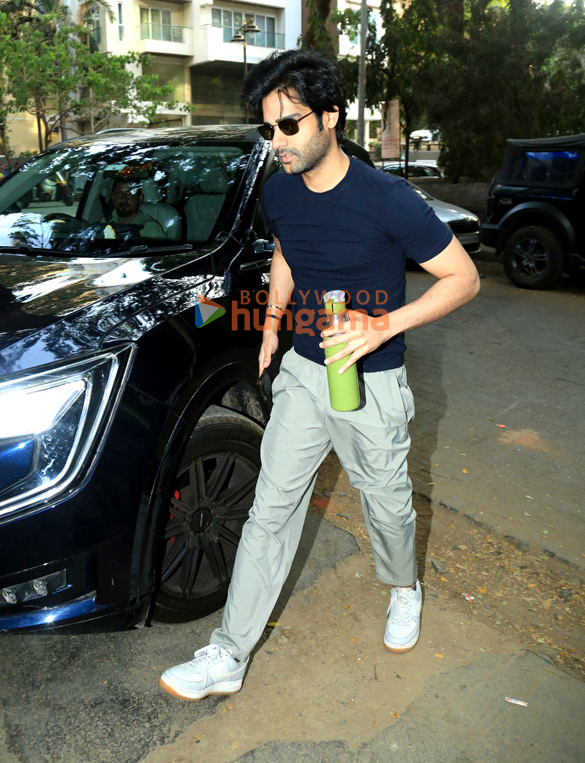Photos: Aaman Devgan snapped in Bandra Photos: Aaman Devgan snapped in Bandra