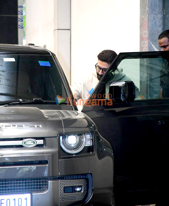 Photos: Abhishek Bachchan snapped outside a gym in Khar