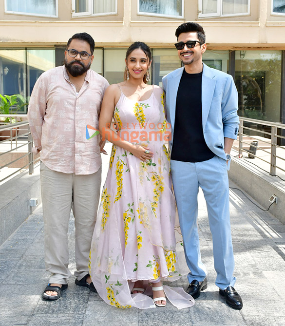 Photos: Akansha Ranjan Kapoor, Amol Parashar and Anandeshwar Dwivedi promote Amazon Prime Video series Gram Chikitsalaya Photos: Akansha Ranjan Kapoor, Amol Parashar and Anandeshwar Dwivedi promote Amazon Prime Video series Gram Chikitsalaya