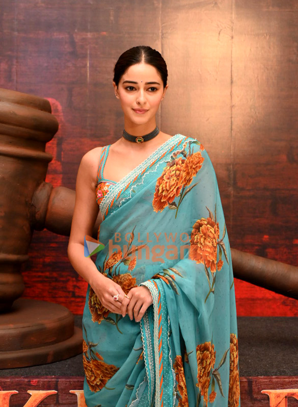 photos akshay kumar ananya panday and r madhavan snapped at kesari 2 trailer launch in delhi 3