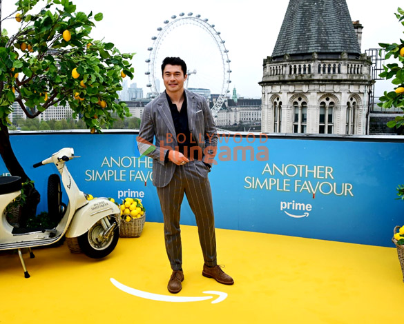 photos anna kendrick blake lively henry golding paul feig and laura fischer attend the london photocall for another simple favour 4