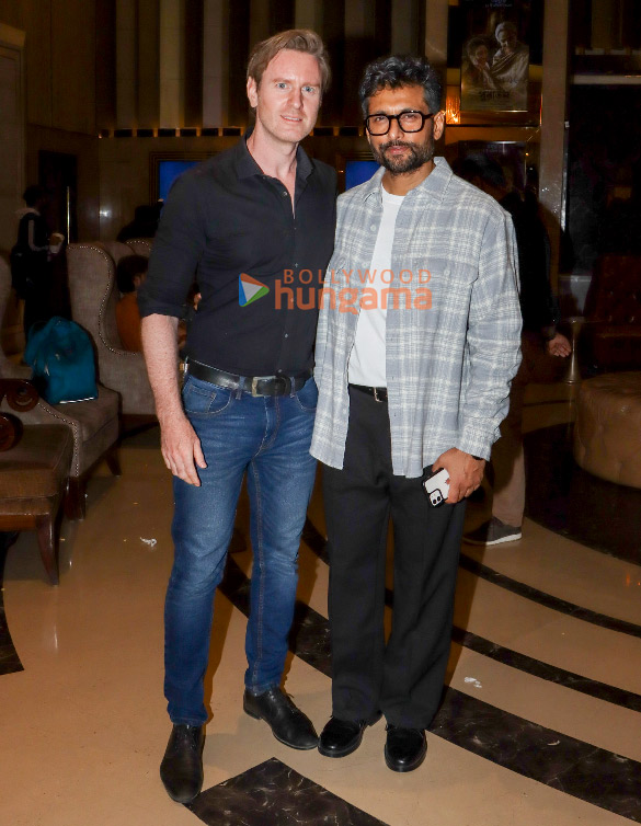 photos arbaaz khan rahul roy and others grace the premiere of bengali film puratawn 9