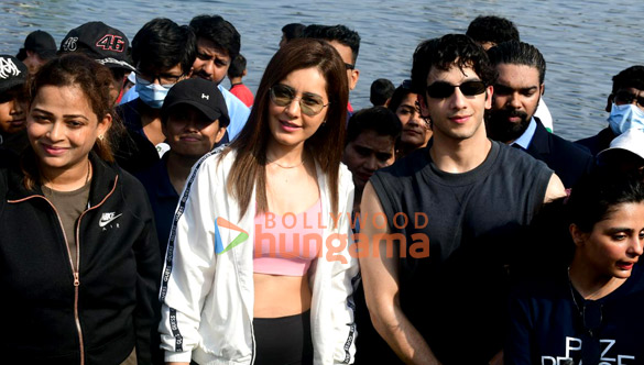 photos celebs participate in the end plastic pollution drive on world environment day hosted by asif saher bhamla of bhamla foundation 7