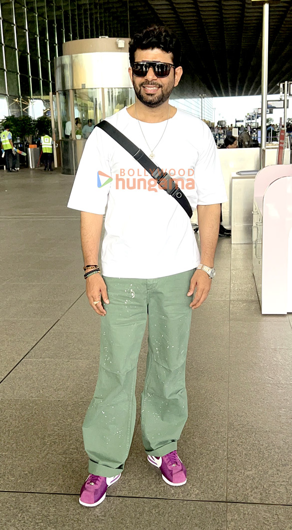 photos esha deol and vineet kumar singh snapped at the airport 2