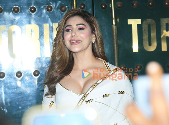 photos kangna sharma snapped at torii restaurant in bandra 4