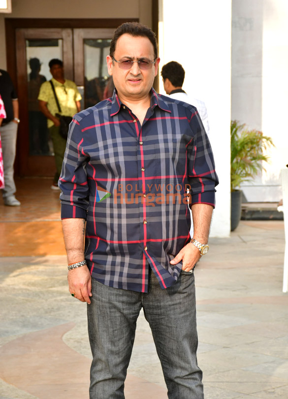 photos nawazuddin siddiqui sejal shah and vinod bhanushali snapped promoting their film costao 2