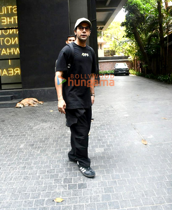 photos rajkummar rao spotted outside excel entertainments office in bandra 2