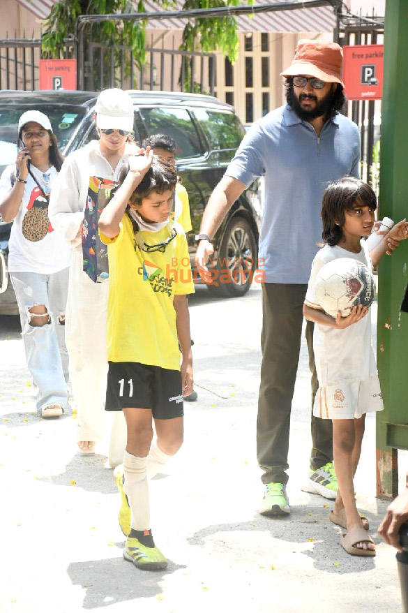 photos riteish deshmukh and genelia deshmukh with kids snapped outside a football ground in bandra 2