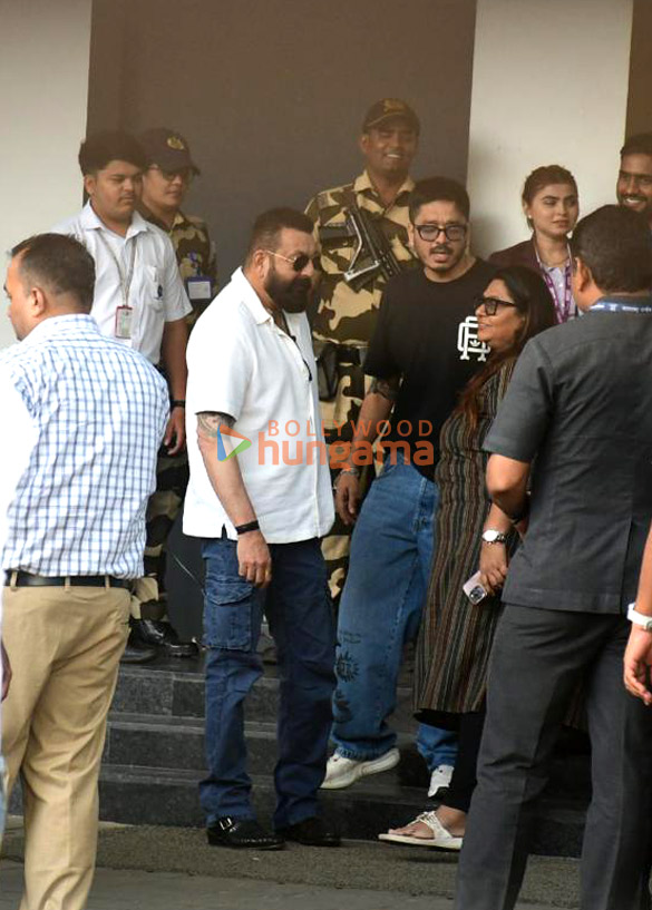Photos: Sanjay Dutt, Asha Bhosle and Zanai Bhosle snapped at Kalina airport Photos: Sanjay Dutt, Asha Bhosle and Zanai Bhosle snapped at Kalina airport