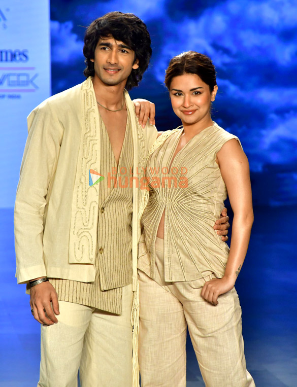 photos shantanu maheshwari avneet kaur and natasa stankovic turn showstoppers at bombay times fashion week 2025 1