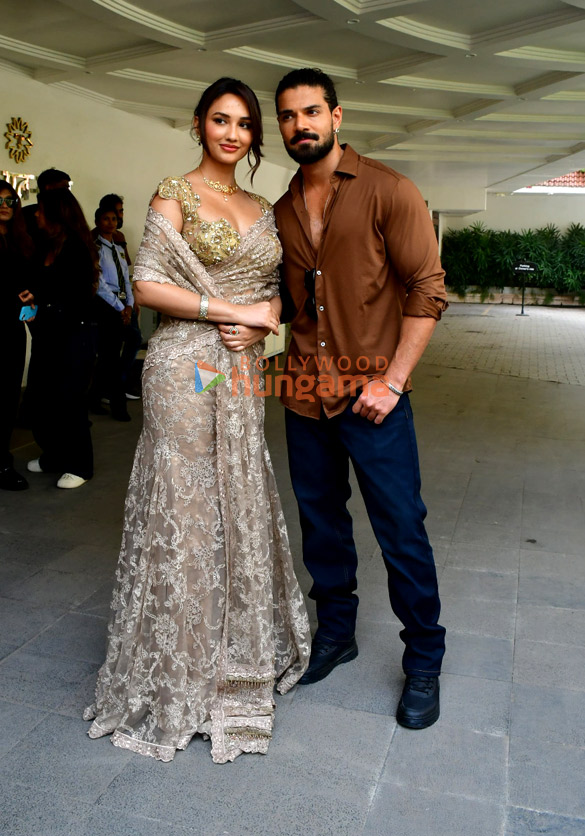 photos sooraj pancholi suniel shetty aakanksha sharma and others snapped promoting their film kesari veer 3