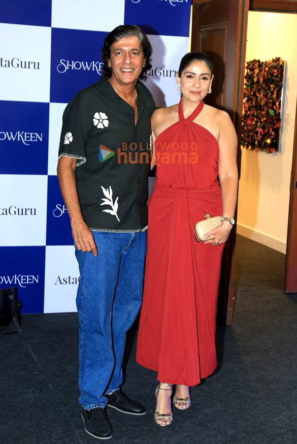 photos suhana khan gauri khan zoya akhtar shweta bachchan nanda and others were snapped at astaguru 26