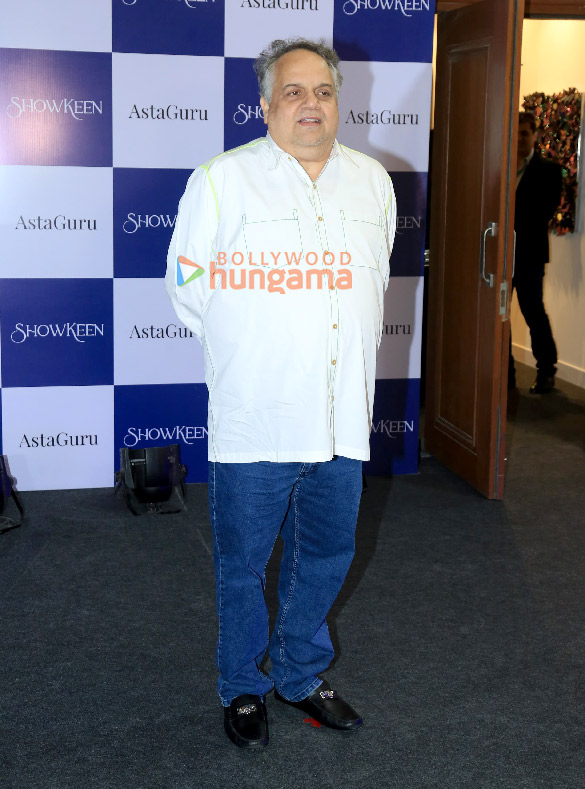 photos suhana khan gauri khan zoya akhtar shweta bachchan nanda and others were snapped at astaguru 8