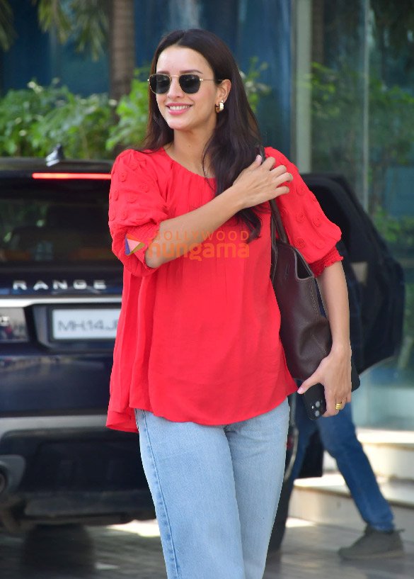 photos triptii dimri snapped in andheri 2 2