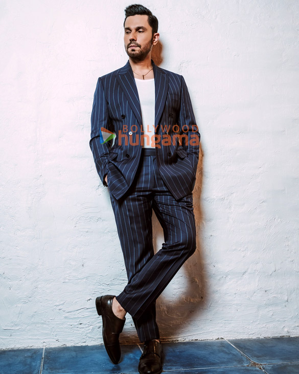 randeep hooda 2 8