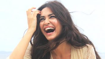 Kriti Kharbanda brings laughter to the dubbing studio with Yoga twist: “Yoga se hoga” Kriti Kharbanda brings laughter to the dubbing studio with Yoga twist: “Yoga se hoga”