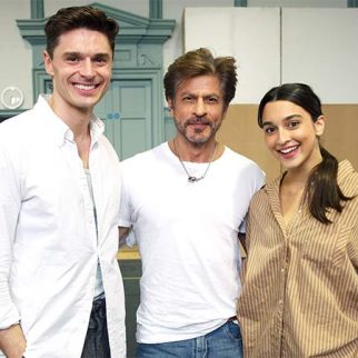Shah Rukh Khan visits Aditya Chopra’s Come Fall in Love – The DDLJ musical rehearsals in London