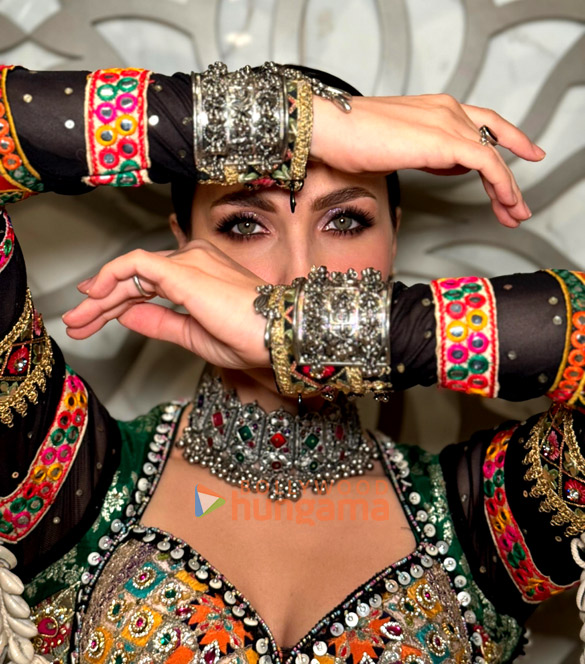 elli avrram 5 46