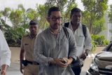 Fabulous Aamir Khan papped at the airport
