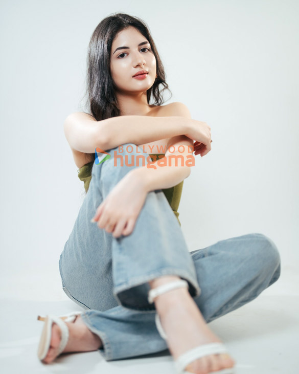 harshaali malhotra 5 9