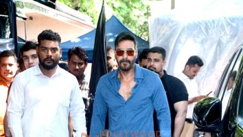 Photos: Ajay Devgn snapped at Mehboob Studio in Bandra