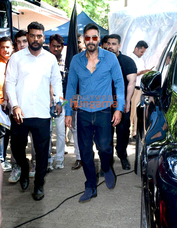 Photos: Ajay Devgn snapped at Mehboob Studio in Bandra Photos: Ajay Devgn snapped at Mehboob Studio in Bandra