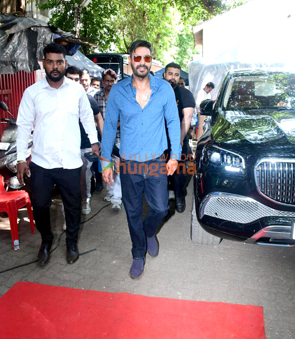 photos ajay devgn snapped at mehboob studio in bandra 4