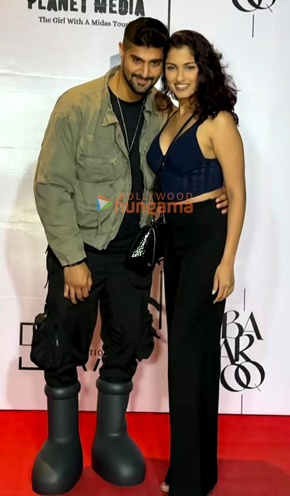 photos akanksha puri disha parmar tanuj virwani aamir ali and others attend the launch of barooq in andheri mumbai 5