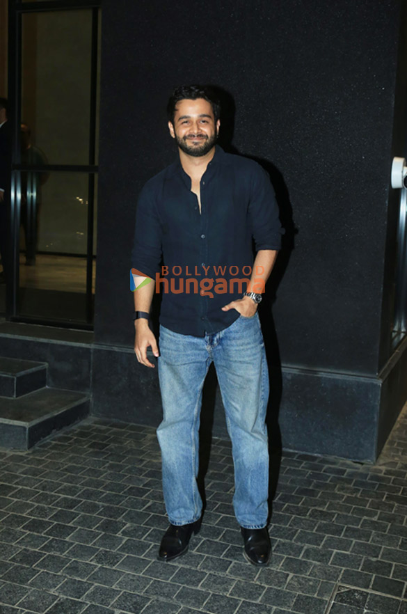 photos akansha ranjan kapoor amol parashar konkona sen sharma and others grace the special screening of gram chikitsalay 10277 5