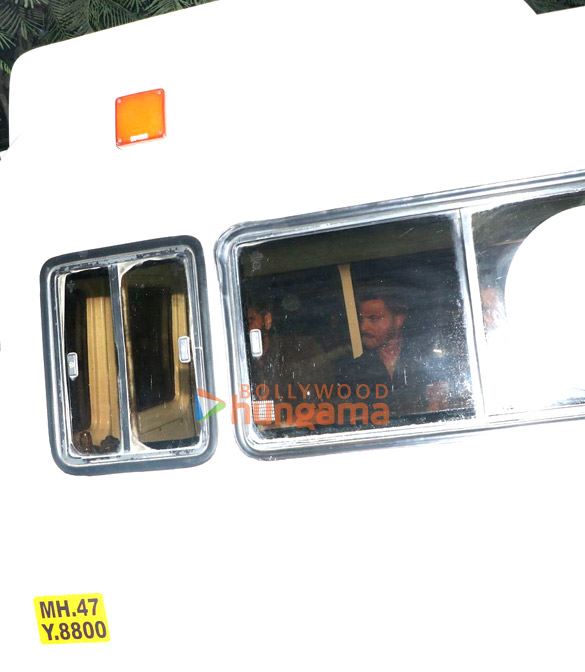 photos anil kapoor arjun kapoor harsh varrdhan kapoor padmini kolhapure and baba azmi snapped at boney kapoors house 2