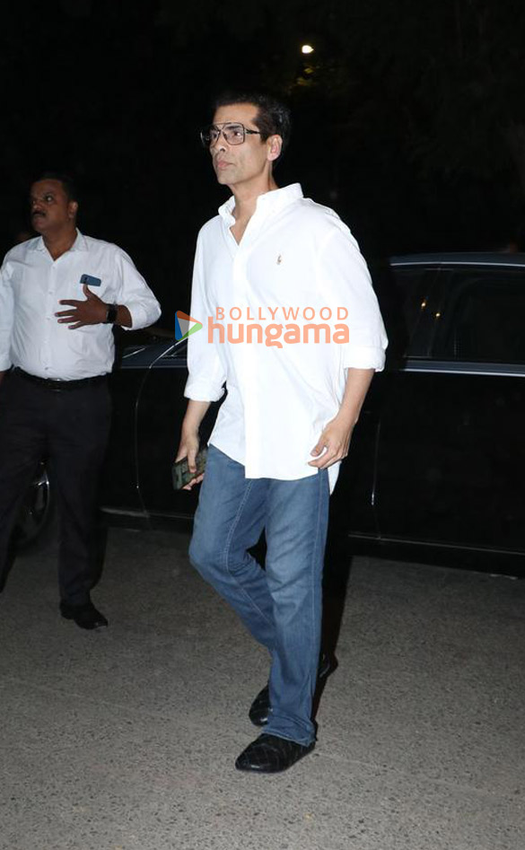 photos anil kapoor arjun kapoor harsh varrdhan kapoor padmini kolhapure and others snapped at boney kapoors house 280 1