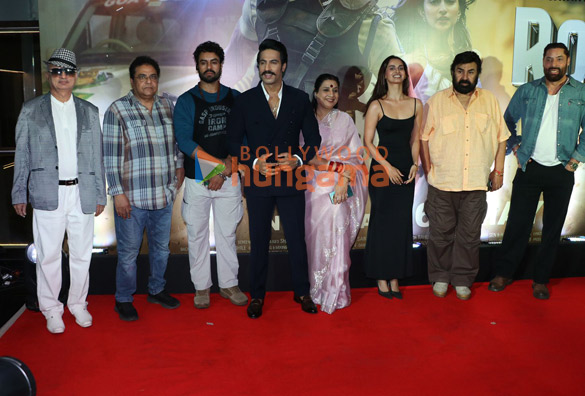 photos anoop sing mukesh rishi and others grace the premiere of romeo s3 4