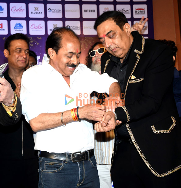 photos celebs grace vindu dara singhs birthday bash 1