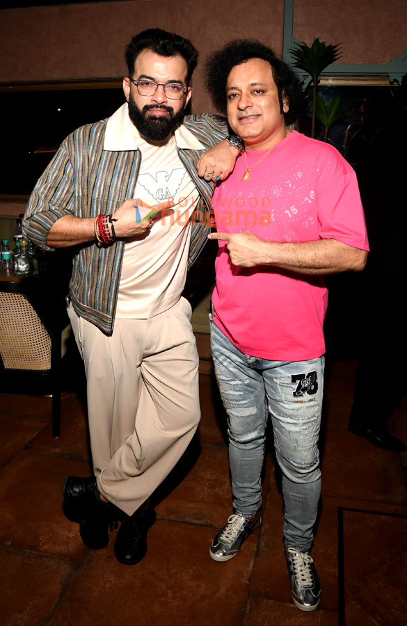 photos celebs grace vindu dara singhs birthday bash 6