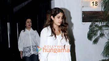 Photos: Janhvi Kapoor, Khushi Kapoor, Farah Khan and others snapped at Anil Kapoor’s late mother Nirmala Kapoor’s house