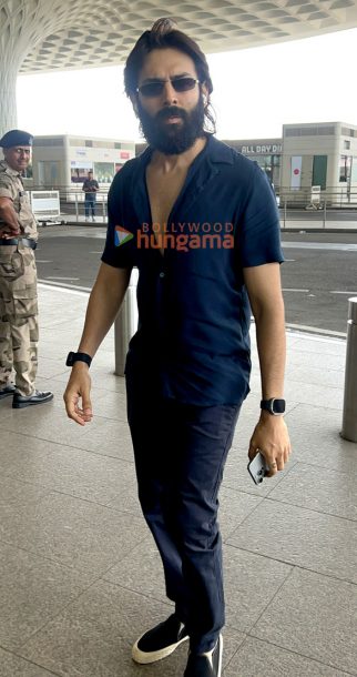Photos: Kartik Aaryan, Disha Patani, Samantha Ruth Prabhu and others snapped at the airport Photos: Kartik Aaryan, Disha Patani, Samantha Ruth Prabhu and others snapped at the airport
